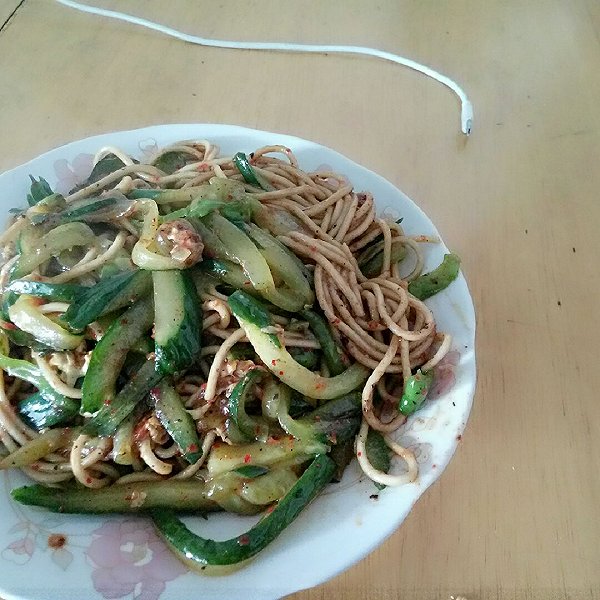 凹凹50D的给金毛揉便便的日子,我只能吃炒面