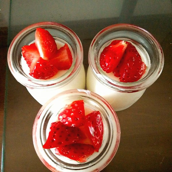 小依侬的草莓牛奶布丁做法的学习成果照