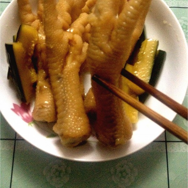 芸霖宝贝6的自制的泡凤爪做法的学习成果照