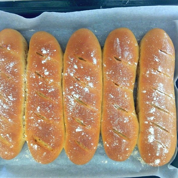 22048927的纯手工制作的燕麦面包做法的学习