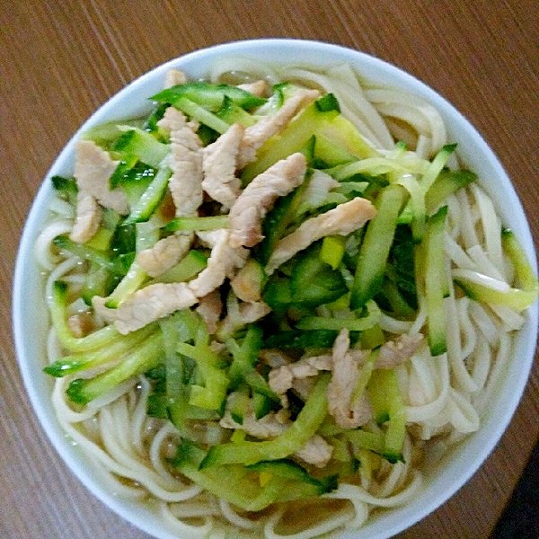 【早餐】肉丝面