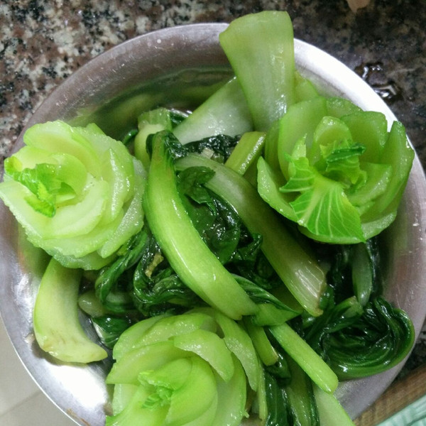 用油菜制作超简单摆盘花