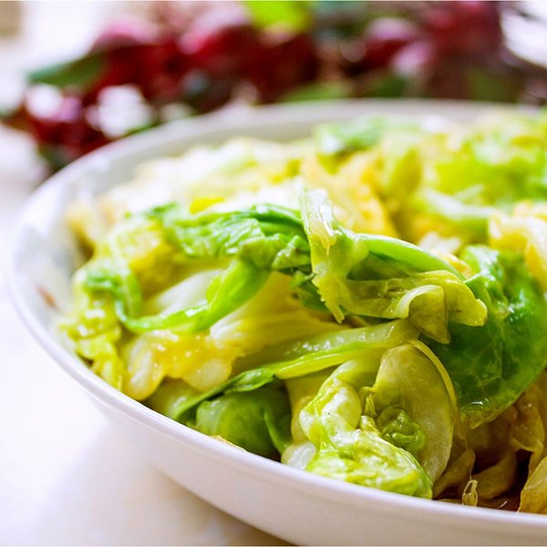 汤小圆的一人食的清炒包菜做法的学习成果照_豆果美食