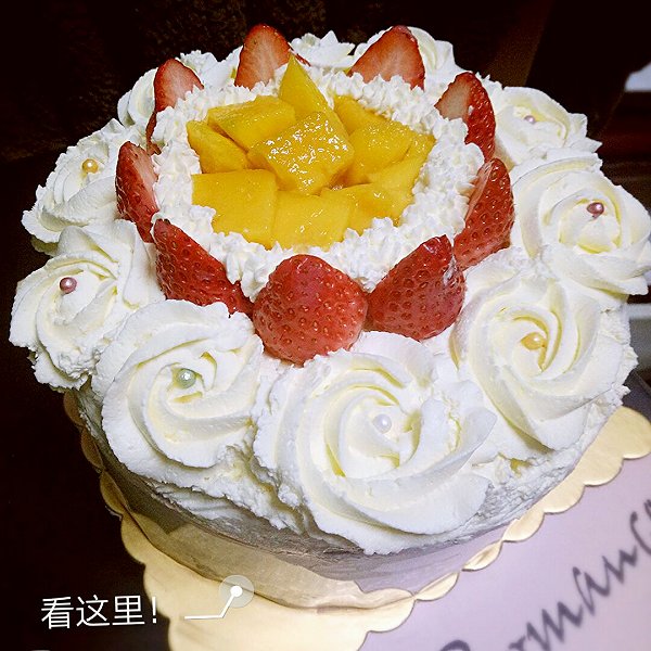 peach142007的芒果火龙果戚风胚奶油蛋糕做