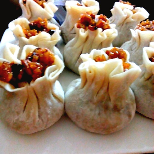 默念ecyj的香菇肉丁烧卖做法的学习成果照_豆果美食