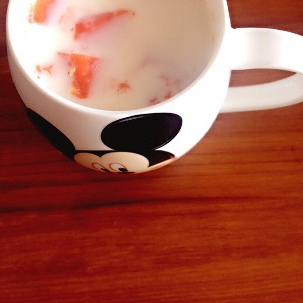 晴儿nves的木瓜牛奶(超级好喝,无添加剂,味道不