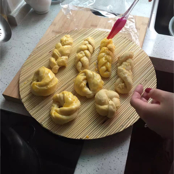思668的椰蓉麻花辫面包做法的学习成果照_豆果美食