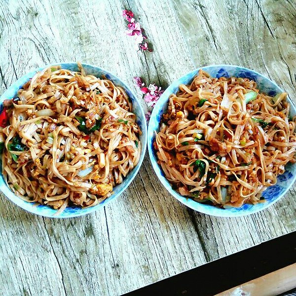 杨梅jkbt的鸡蛋肉丝炒面做法的学习成果照