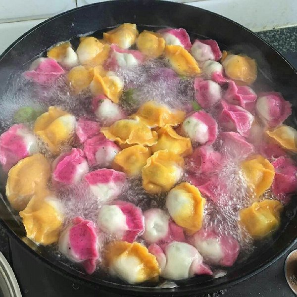 杰妮妈妈的五彩饺子做法的学习成果照_豆果美食