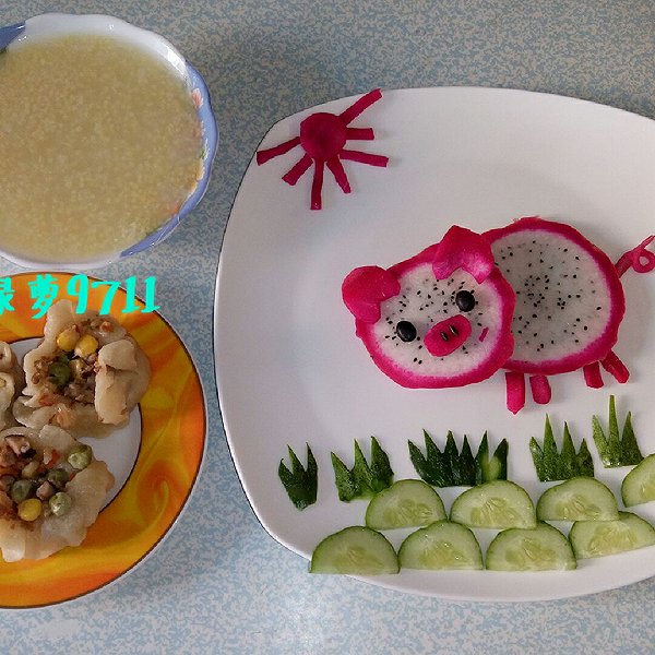 绿萝9711的小米粥,烧麦,黄瓜,火龙果。做法的学