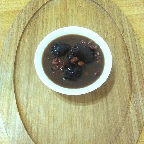 美食新煮张的红豆黑豆花生米红枣汤做法的学习