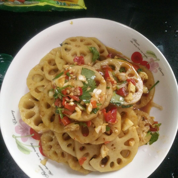 凉拌莲藕片