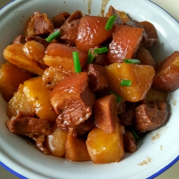 小杰29的红烧肉炖土豆做法的学习成果照