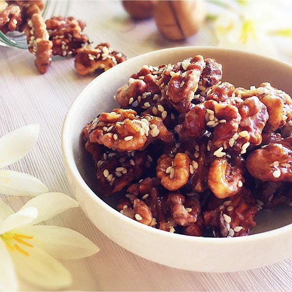 lingling玲食的蜂蜜核桃仁#健身修复食谱#做法