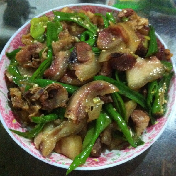 猪头肉炒青椒